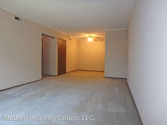 5th image of 108 Sieville Ave APT 103