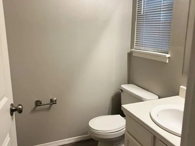 1008 Sunset Blvd NE #B — Photo 3