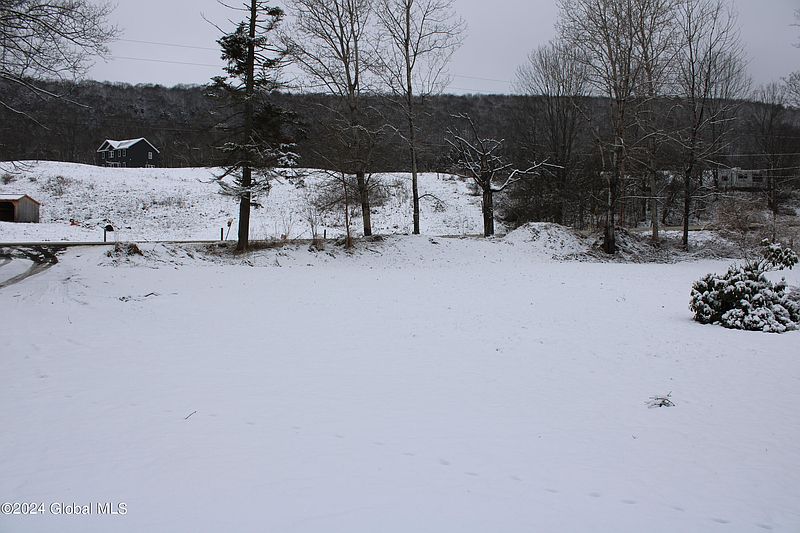 5th image of 396 County Highway 34-Elk Creek Rd Road