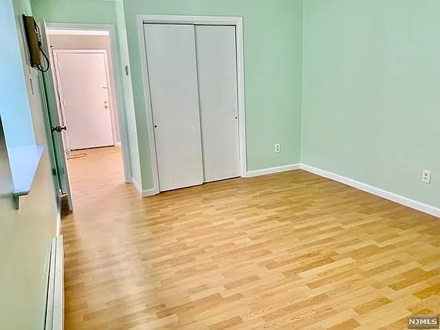 629 Central Ave #1 — Photo 4