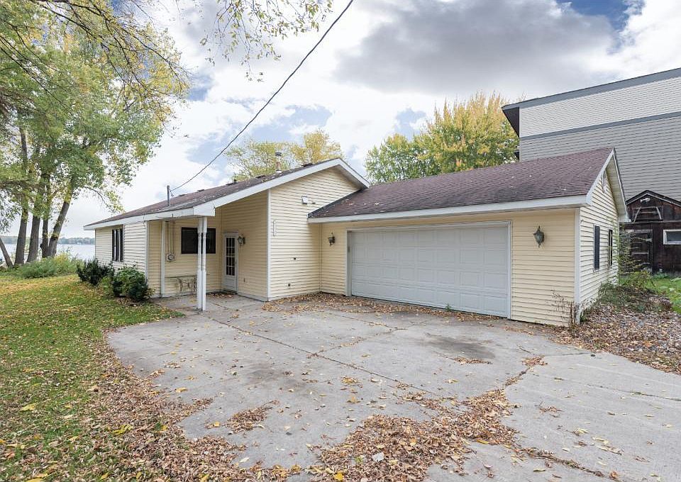 1st image of 6213 Eagle Lake Dr
