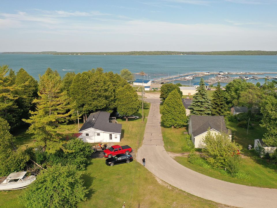 344 Pine St, De Tour Village, MI 49725 MLS 22544 Zillow