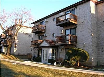 1st image of 502 E Spruce Dr APT 1A