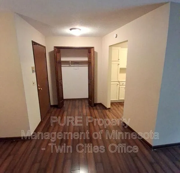 5231 Balmoral Ln — Photo 5