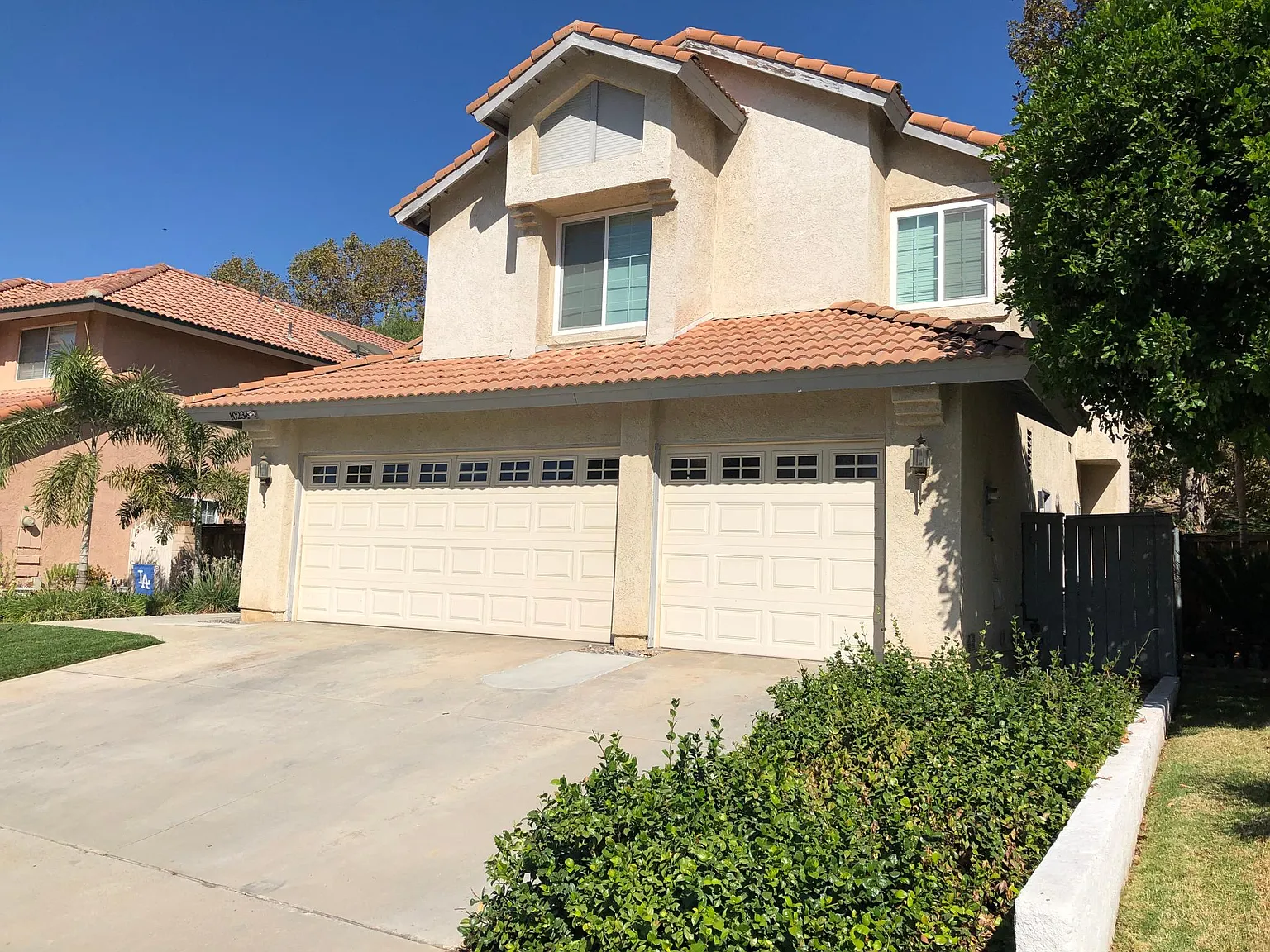 3 bed, 2.5 bath, 2000 sqft, $3,700 — Photo 3