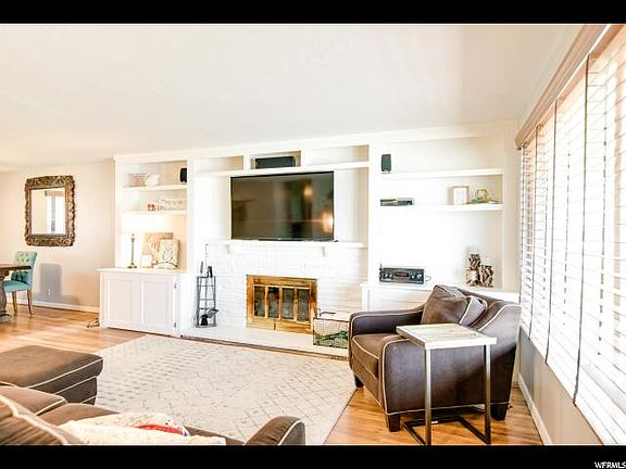 5th image of 8347 S Romaine Dr