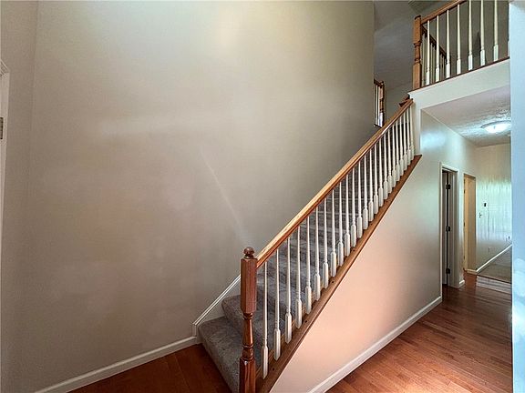 5th image of 2639 McKinley Pl