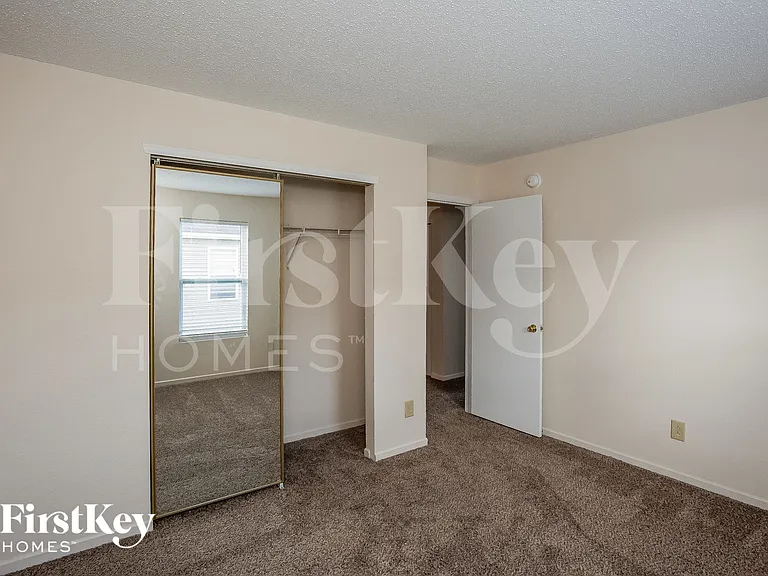 15393 Border Dr — Photo 15