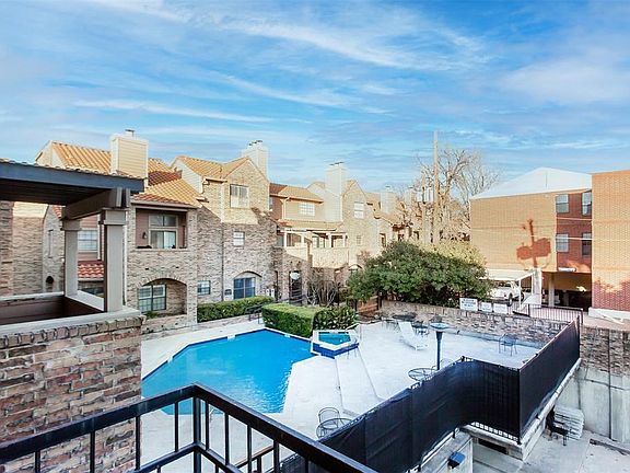 2nd image of 6004 Auburndale Ave #6004F