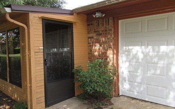 2nd image of 102 Dorthy Orton Dr