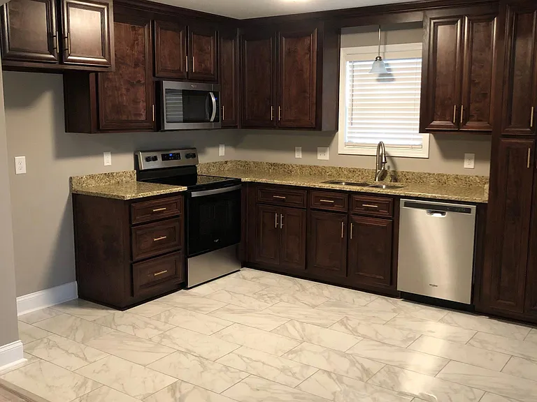 105 Tahoe Ln — Photo 2