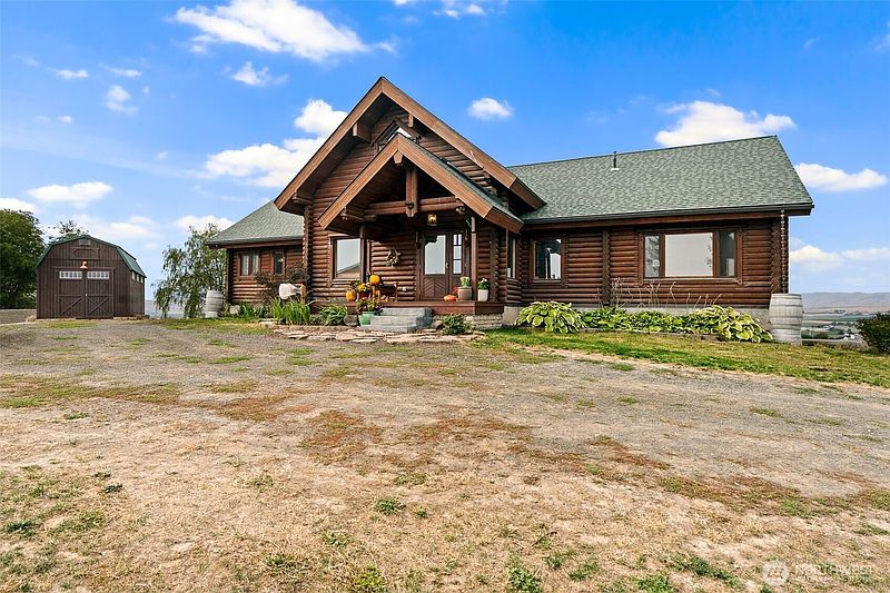 3rd image of 245 Scogin Lane