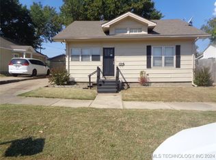 207 S Cheyenne Ave, Bartlesville, OK 74003