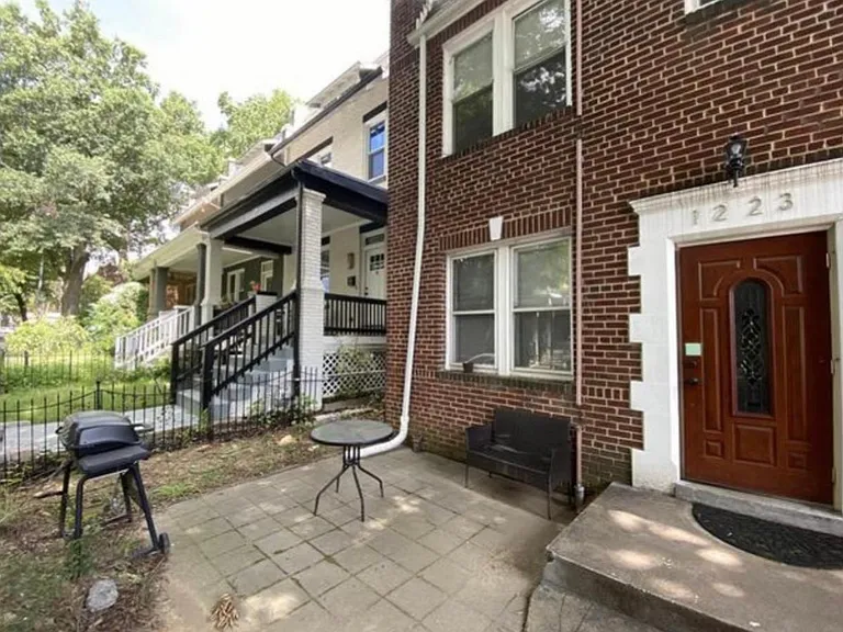 1223 Orren St NE #1 — Photo 10