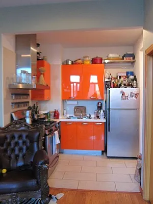 Rented by Kian Realty | media 17