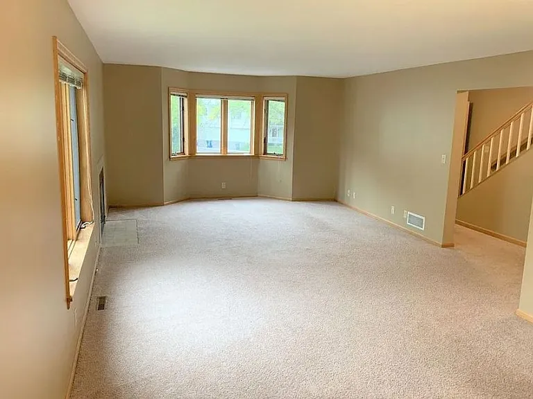 4944 Bayswater Rd — Photo 10