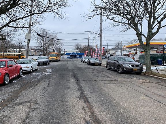 4th image of 88 Littlefield Ave