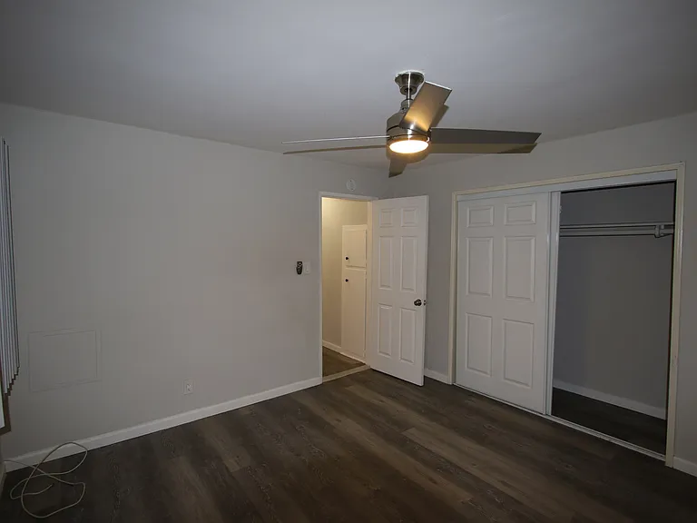210 W Lemon Ave — Photo 24