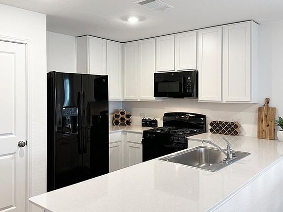 2nd image of 305 Twilight Breeze Way