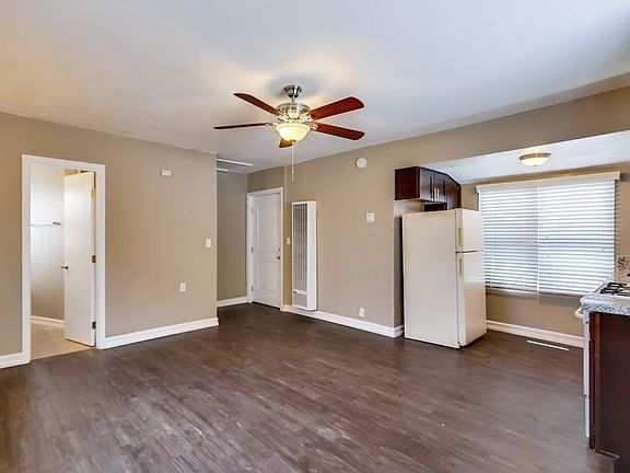 2nd image of 4158B Estrella Ave #4158-B
