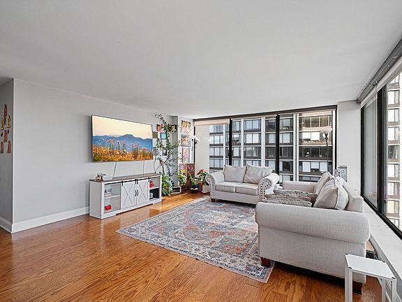 5th image of 5445 N Sheridan Rd APT 802