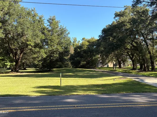 10158 E Shorecrest Rd Lot 3, Biloxi, MS 39532