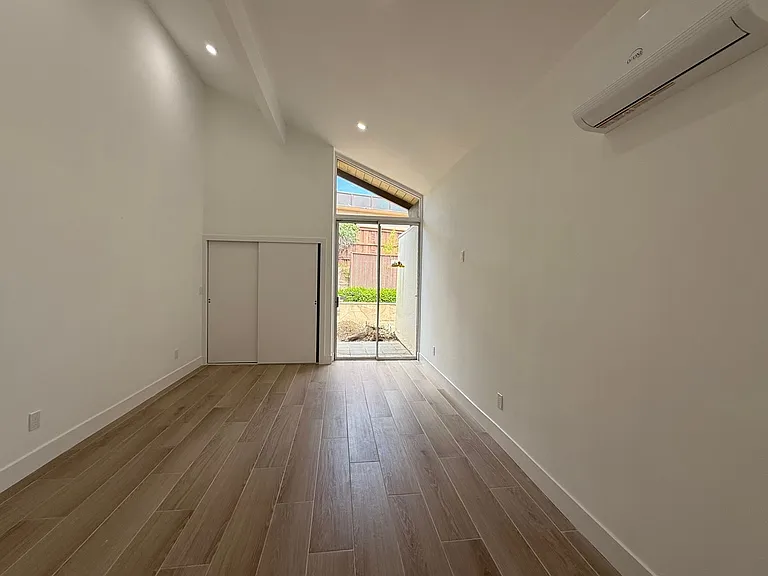 8404 Prestwick Dr — Photo 20