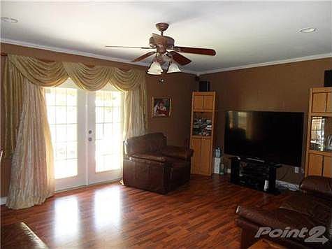 5th image of 65 Whitehorn Dr