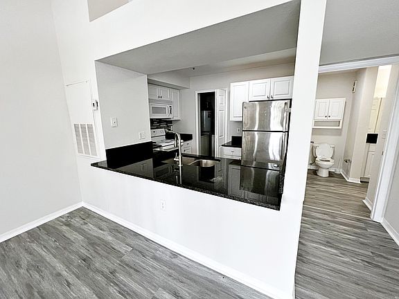 5th image of 5055 City St APT 1637