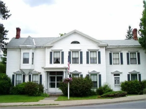 2 Main St, Fultonville, NY 12072