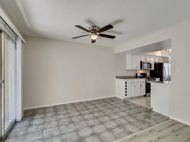 784 Anne Ln — Photo 20