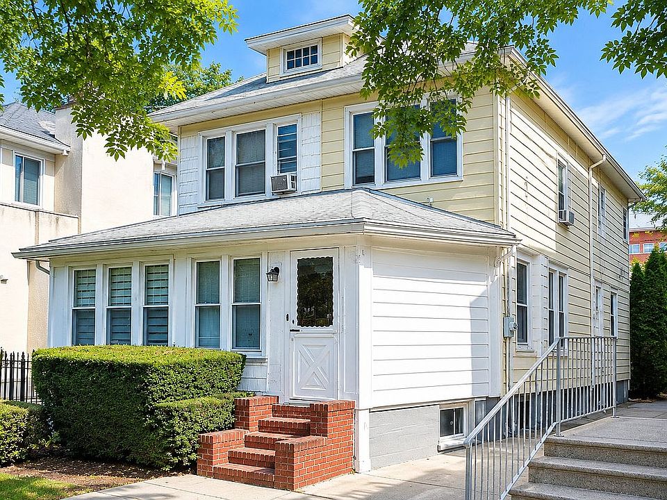 1st image of 1173 E 31st St