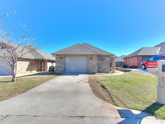 2nd image of 4324 Stonehaven Dr