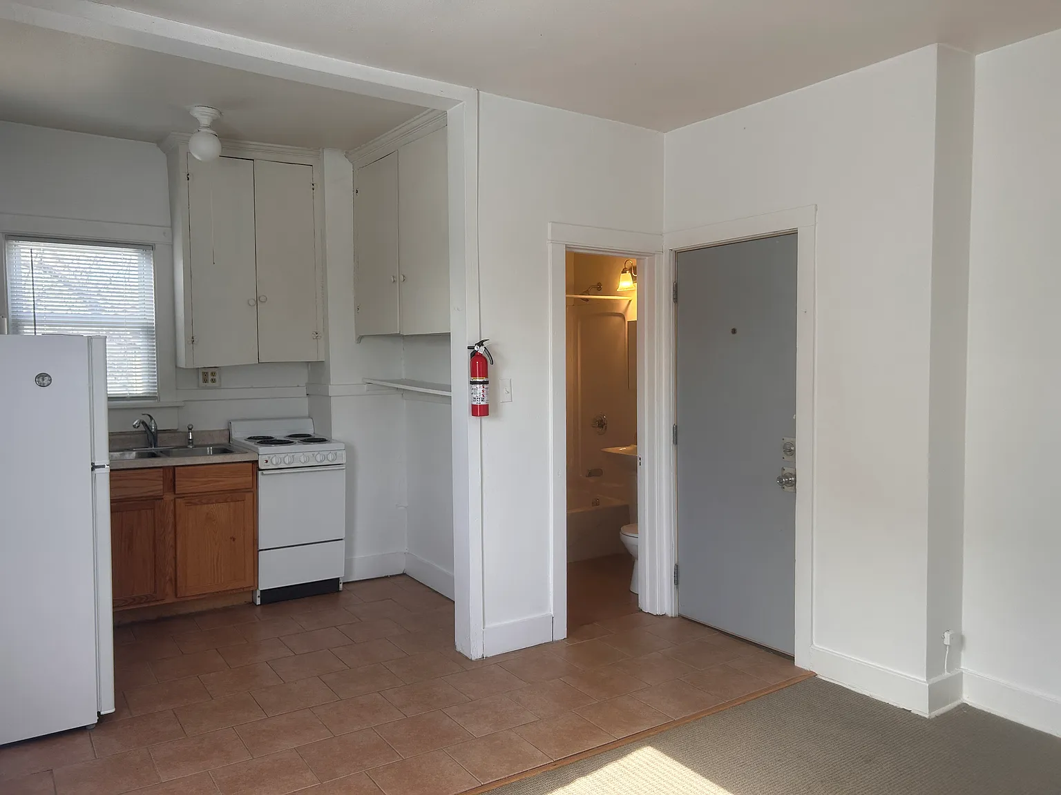1 bed, 500 sqft, $700 — Photo 1
