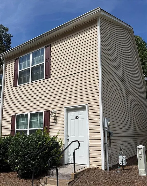 2 bed, 2.5 bath, 1224 sqft, $1,425 — Photo 1