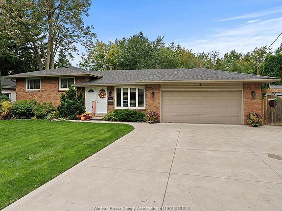2nd image of 3831 Kathleen St