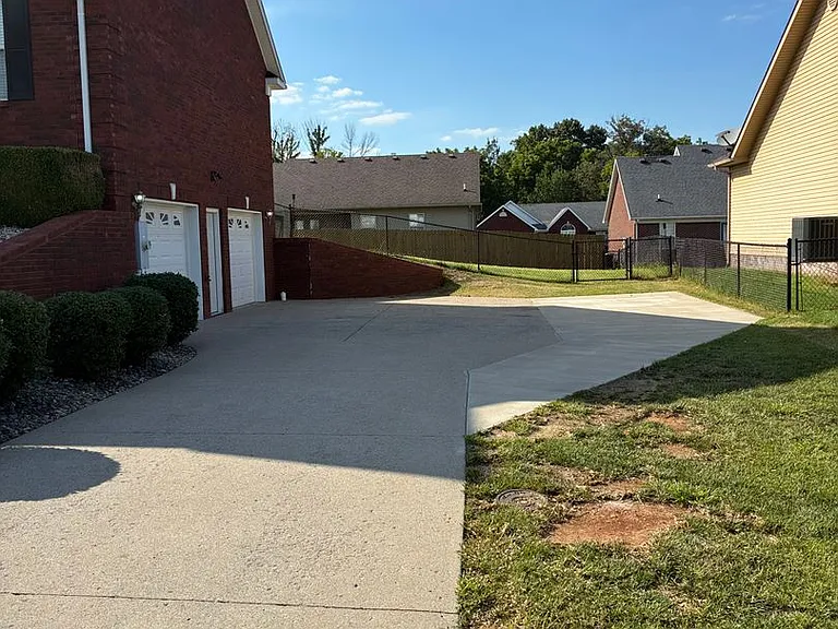 117 Victory Lake Dr — Photo 3