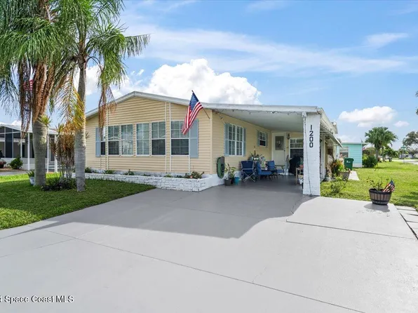 1200 Croton Dr, Barefoot Bay, FL 32976