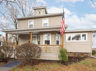 27 Grant St, Milford, MA 01757
