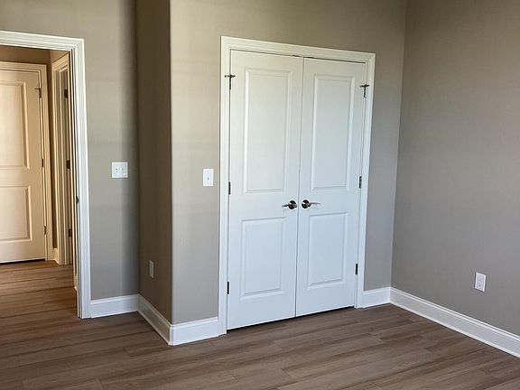 3rd image of 149 Honeysuckle Dr