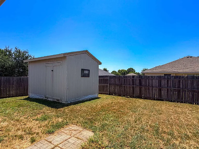833 Edgehill Rd — Photo 29