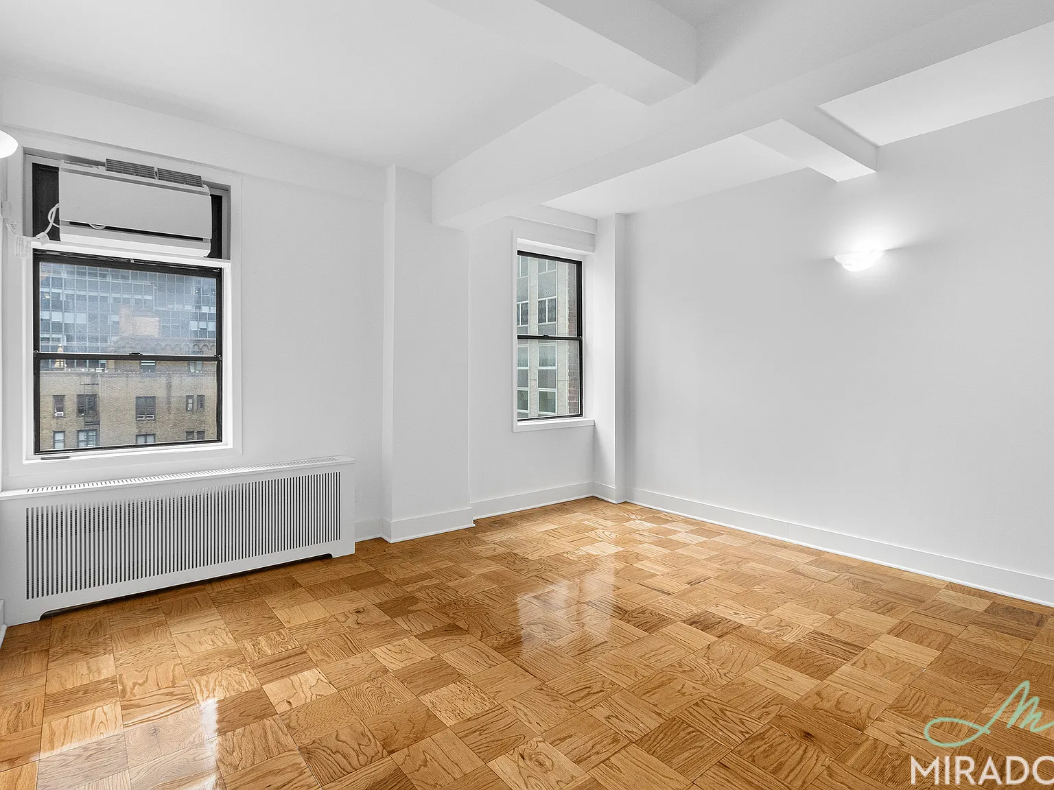 132 East 45th Street — Photo 1