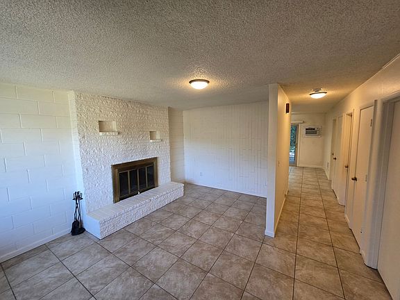 2nd image of 216 SE 11th St #224