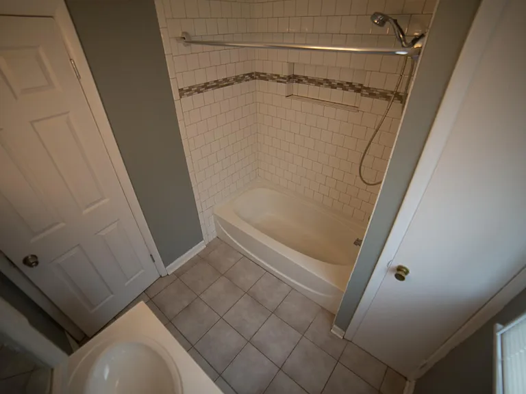 108 Amsden Dr — Photo 12