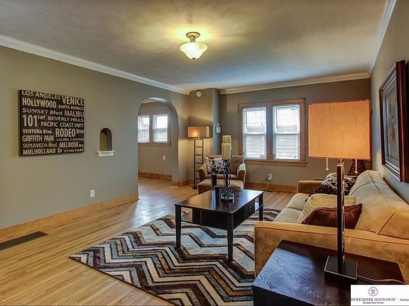3rd image of 5017 Underwood Ave APT 10