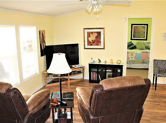 3rd image of 601 Wilderness Cir