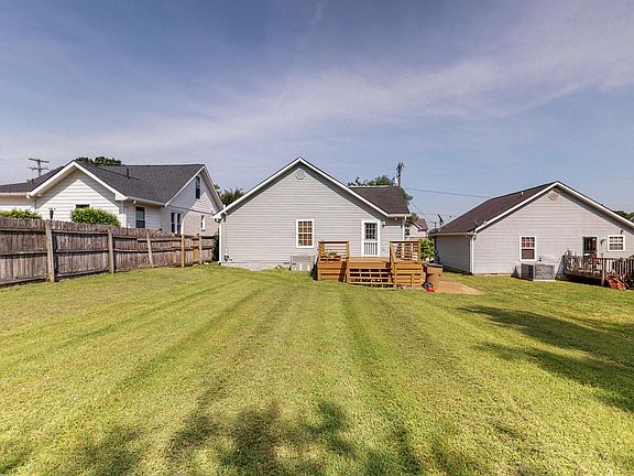 Large lotted backyard. Currently used for parking.