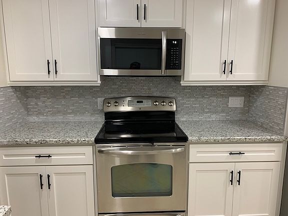4th image of 8308 N 56th Ave
