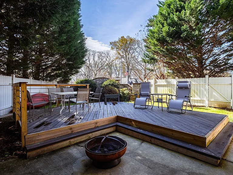 12304 Ilse Helene Ln — Photo 10