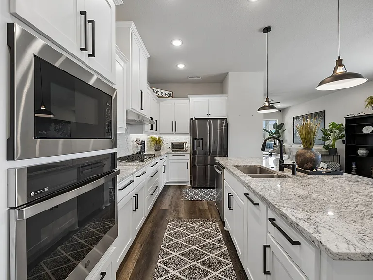 Immaculate contemporary concept kitchen with lots of upgrades and plenty of storage space